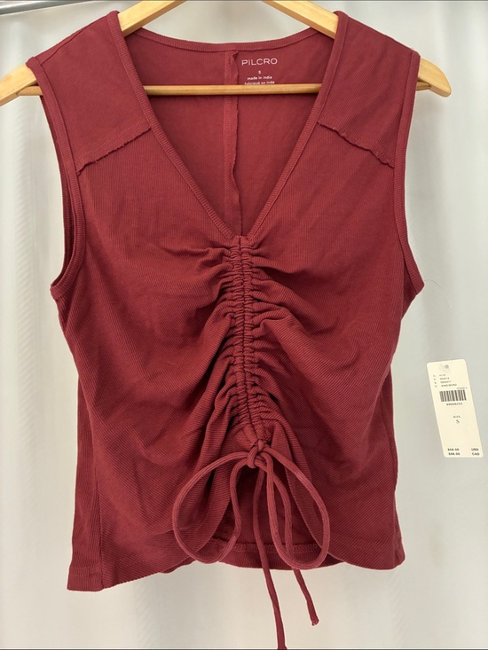 Pilcro Tops - NWT Anthologie Pilcro Ruched V-Neck Tank in Wine